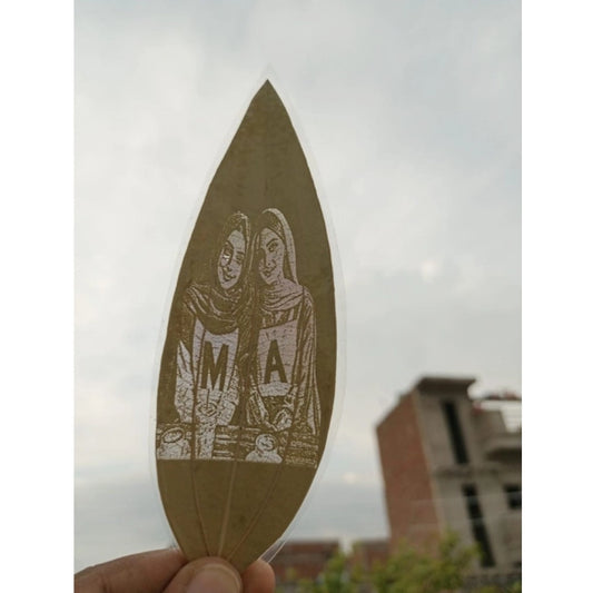 Custom Friendship Portrait Engraved on Natural Leaf | Home Accessories