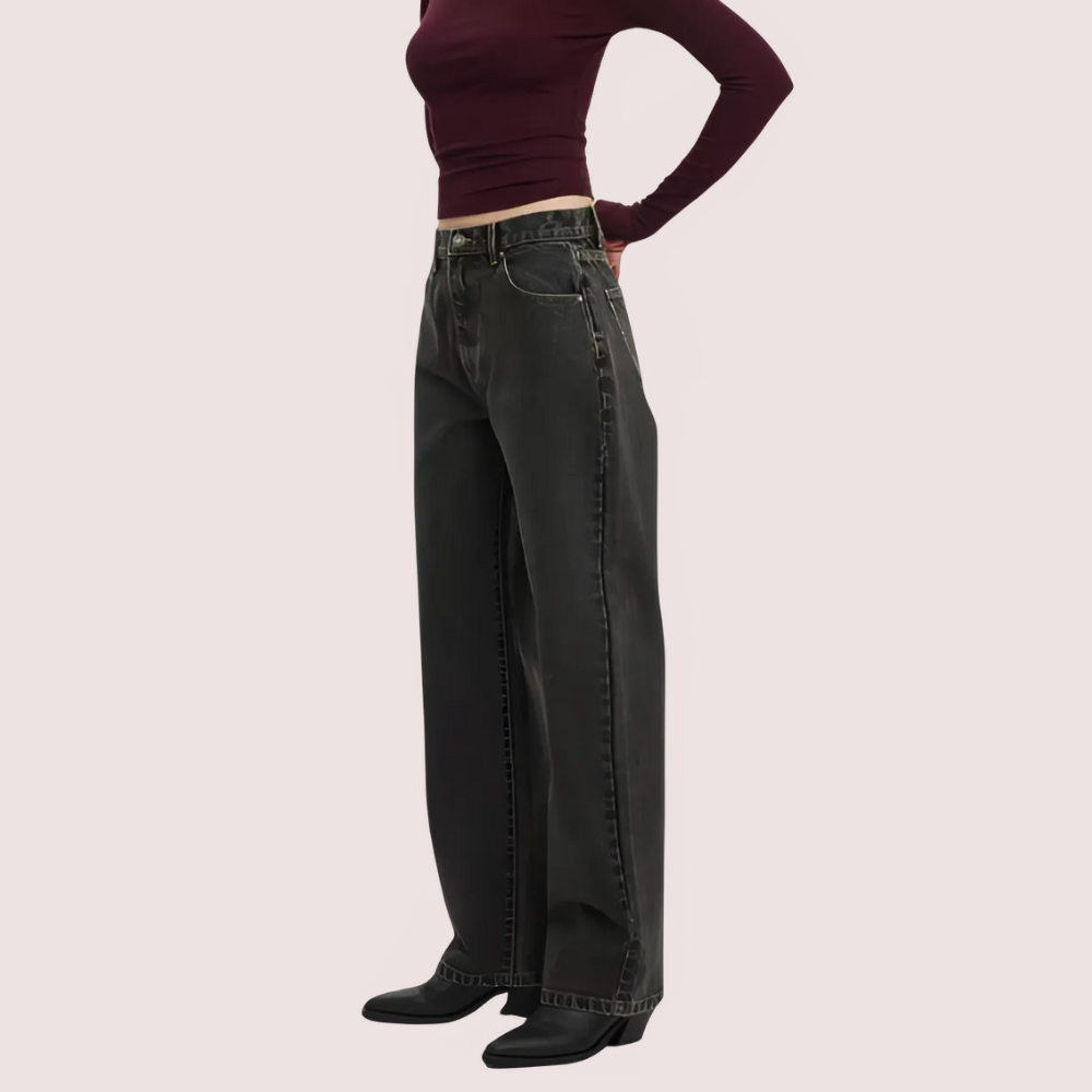 Women's Smokey Black Loose Straight-Leg Jeans - POPNOVA