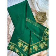 Women's Crepe Chit Pallu Solid Saree With Unstitched Blouse 5.5 Mtr (Green)