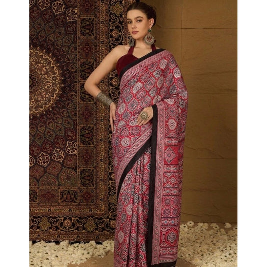 Women's Crepe Printed Saree With Unstitched Blouse 5.5m (Maroon)