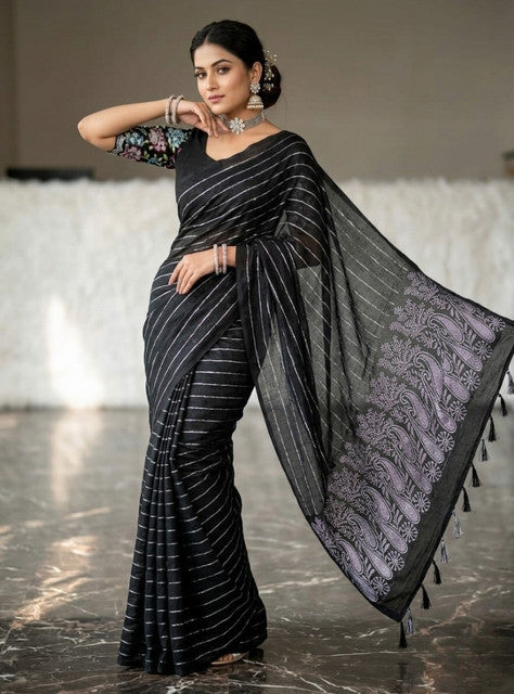 Women's Georgette Striped Saree With Unstitched Blouse 5.5 Mtr (Black)