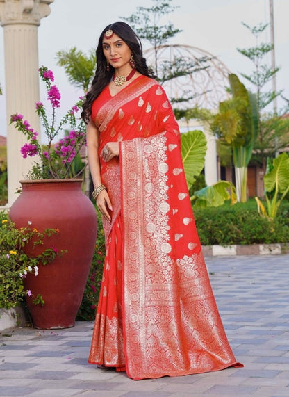 Women's Jacquard Printed Saree With Unstitched Blouse 5.5 Mtr (Red)