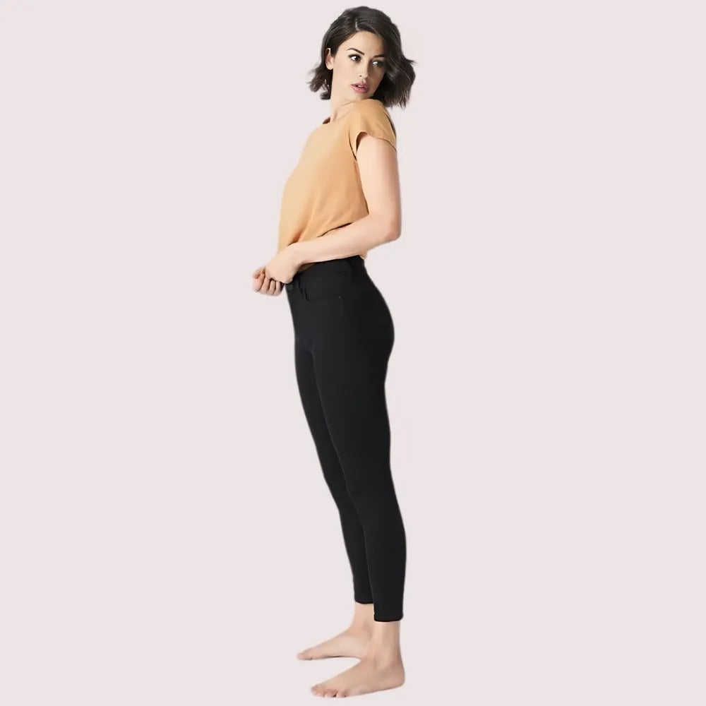Women's Black Slim-Silhouette Skinny Jeans - POPNOVA